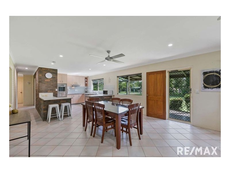 96 Seaview Drive, Booral QLD 4655