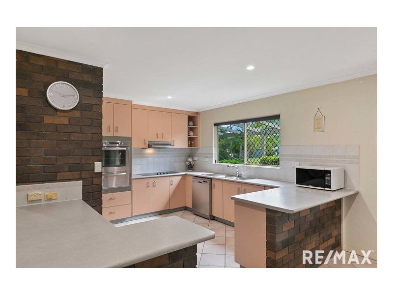96 Seaview Drive, Booral QLD 4655
