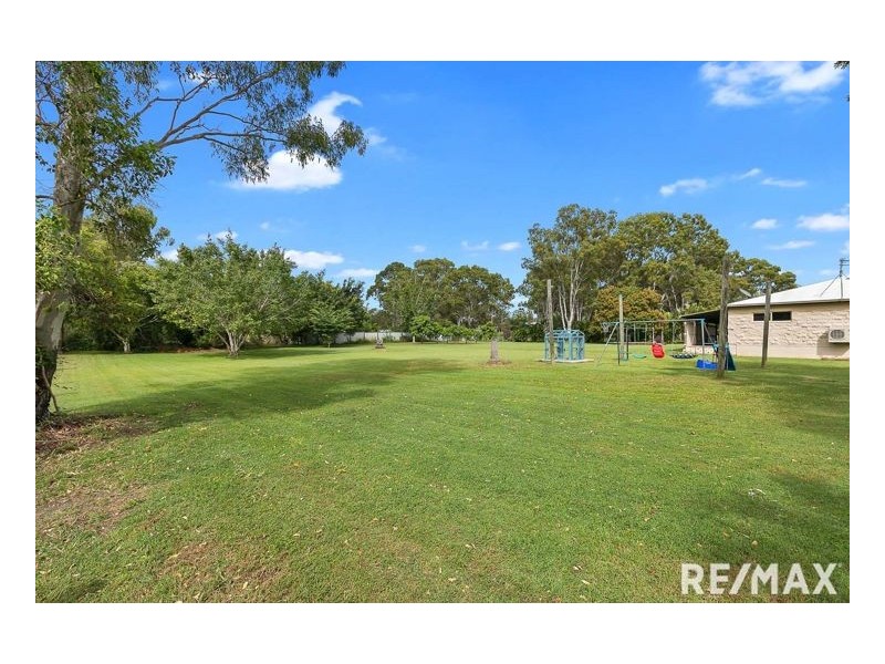 96 Seaview Drive, Booral QLD 4655