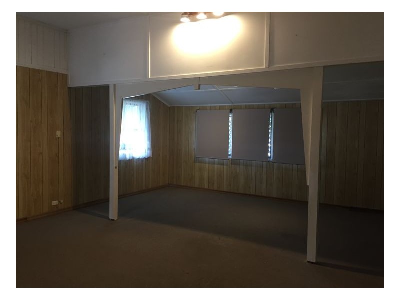 17 Charles Street, Pialba QLD 4655