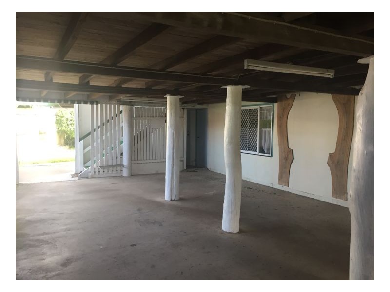 17 Charles Street, Pialba QLD 4655