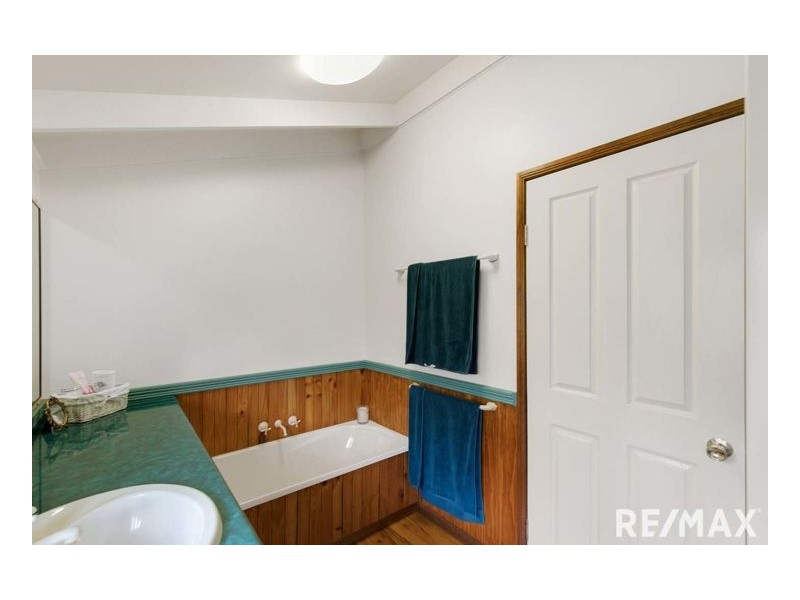 102 Rowley Road, Booral QLD 4655