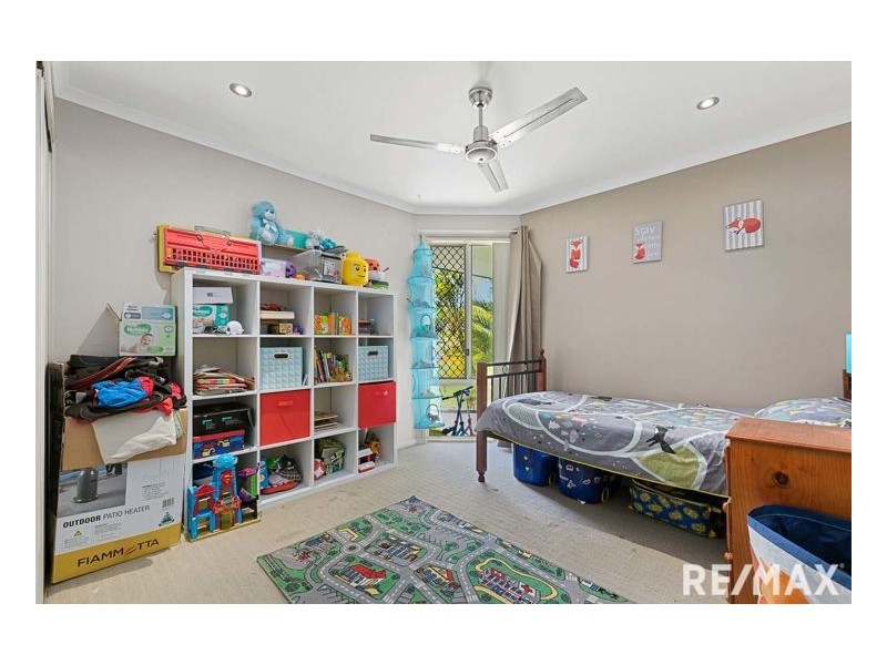 11 Southfork Circuit, Burrum Heads QLD 4659
