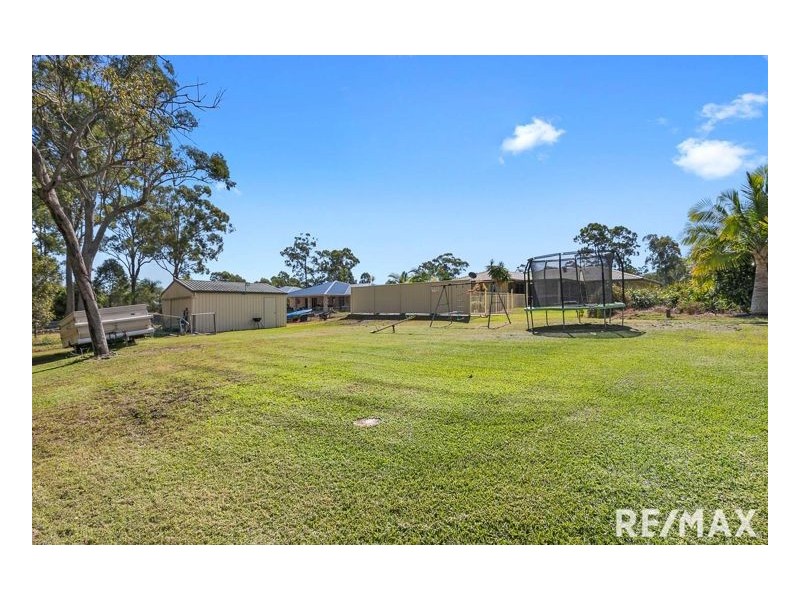 11 Southfork Circuit, Burrum Heads QLD 4659