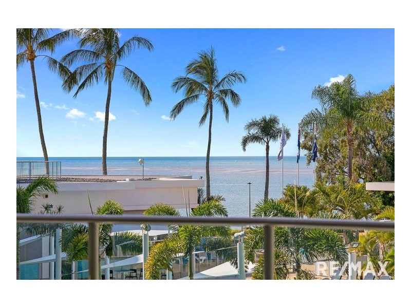 113/569 Esplanade, Urangan QLD 4655