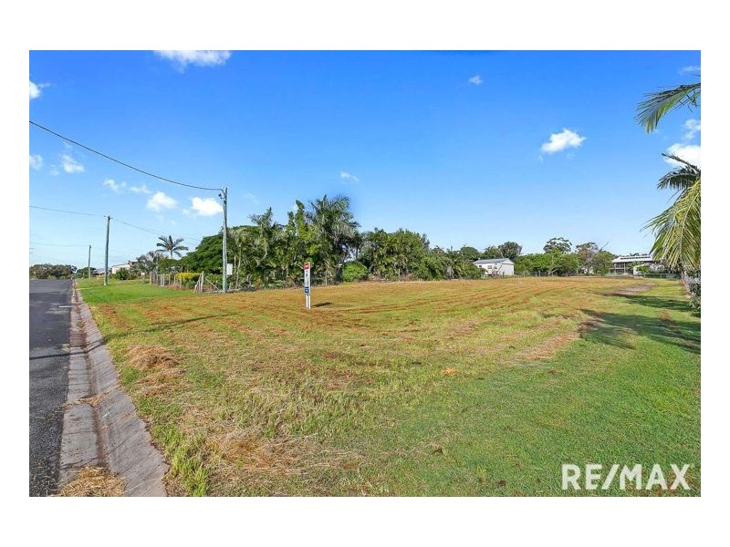15 Beacon Road, Booral QLD 4655