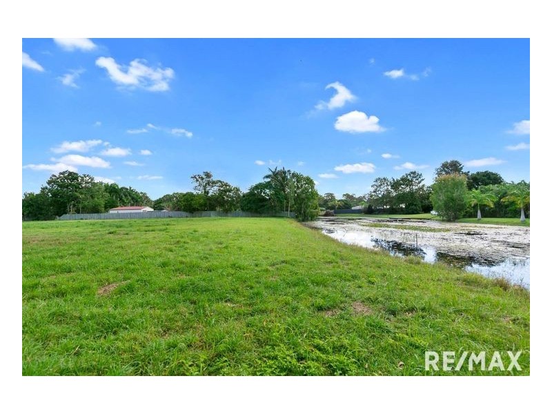 6-8 Belmoreana Court, Dundowran Beach QLD 4655