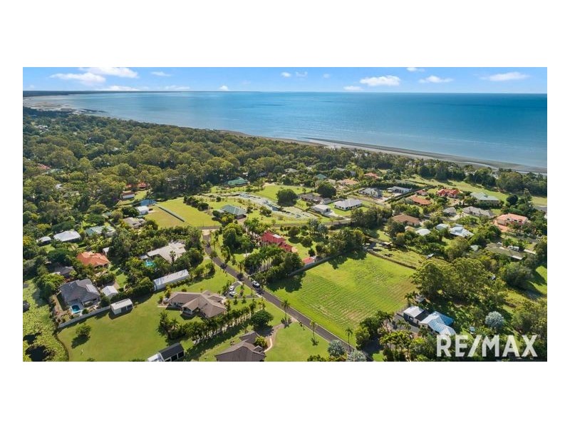 6-8 Belmoreana Court, Dundowran Beach QLD 4655