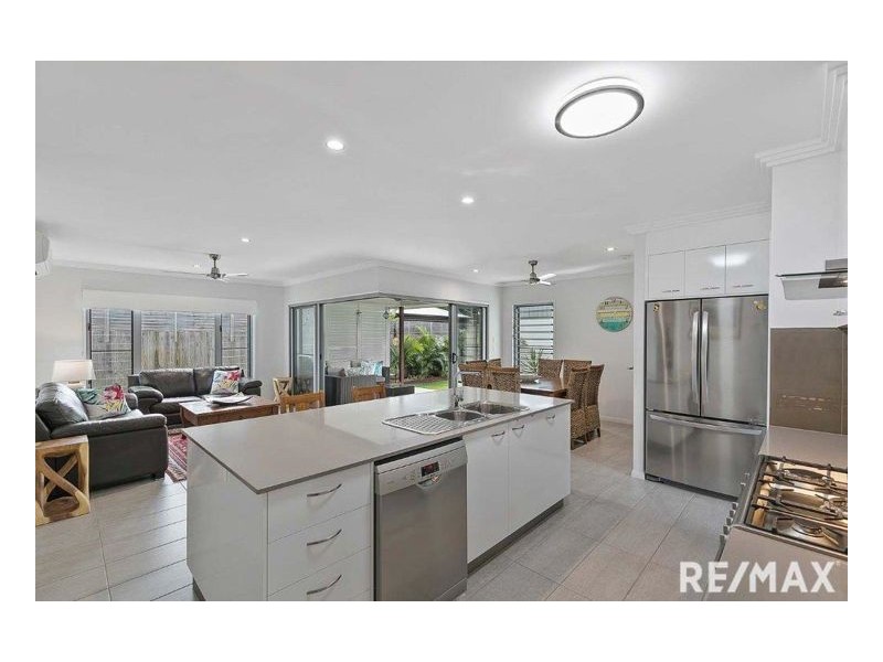 72 Shellcot Street, Toogoom QLD 4655