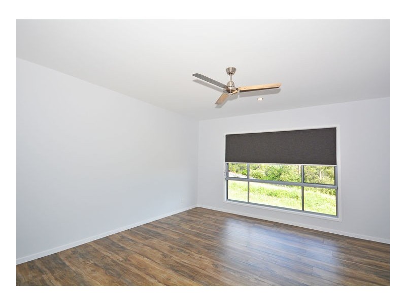 52 Highview Drive, Craignish QLD 4655