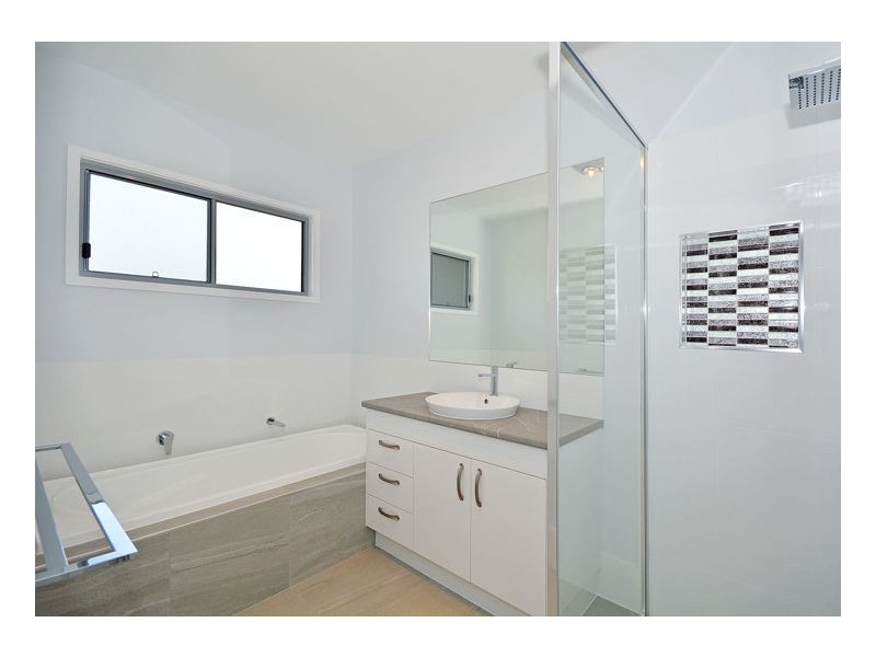 52 Highview Drive, Craignish QLD 4655