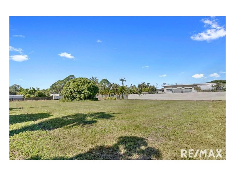 39 Neils Street, Pialba QLD 4655