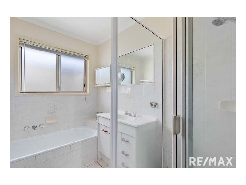 20 Julie Street, Dundowran Beach QLD 4655