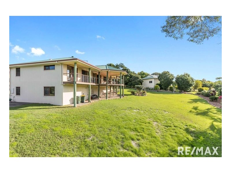 10-12 Gundesen Drive, Urraween QLD 4655