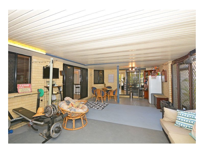 77 Green Acres Road, Dundowran QLD 4655