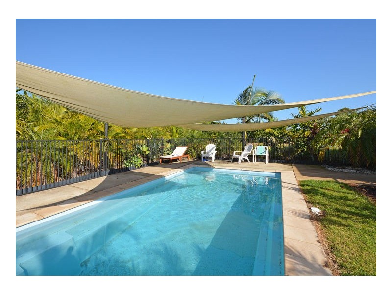 77 Green Acres Road, Dundowran QLD 4655