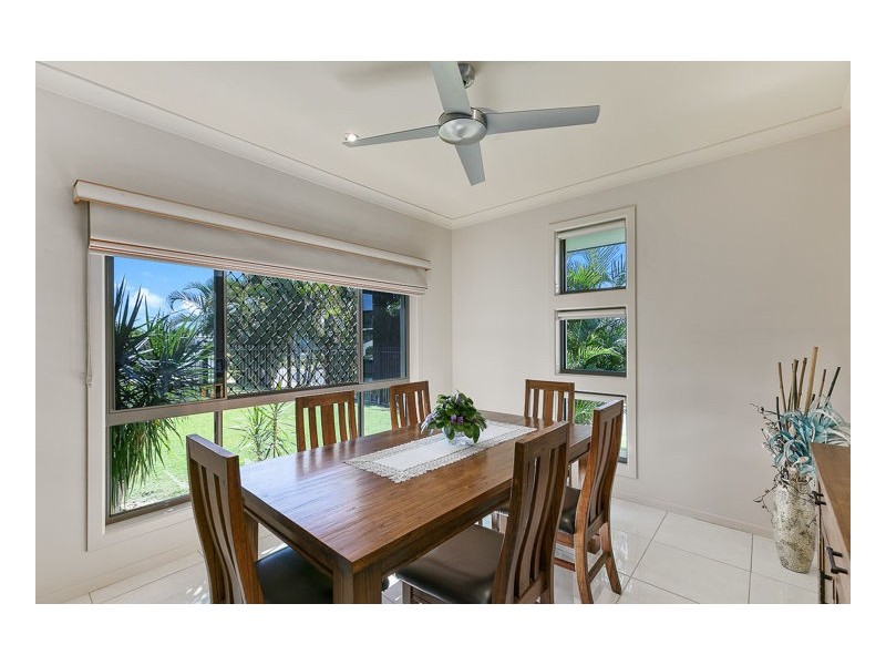 8 Lucas Drive, Burrum Heads QLD 4659
