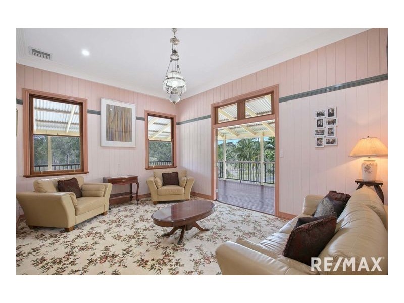 329 Condor Dr, Sunshine Acres QLD 4655