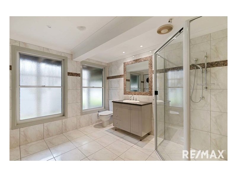 329 Condor Dr, Sunshine Acres QLD 4655