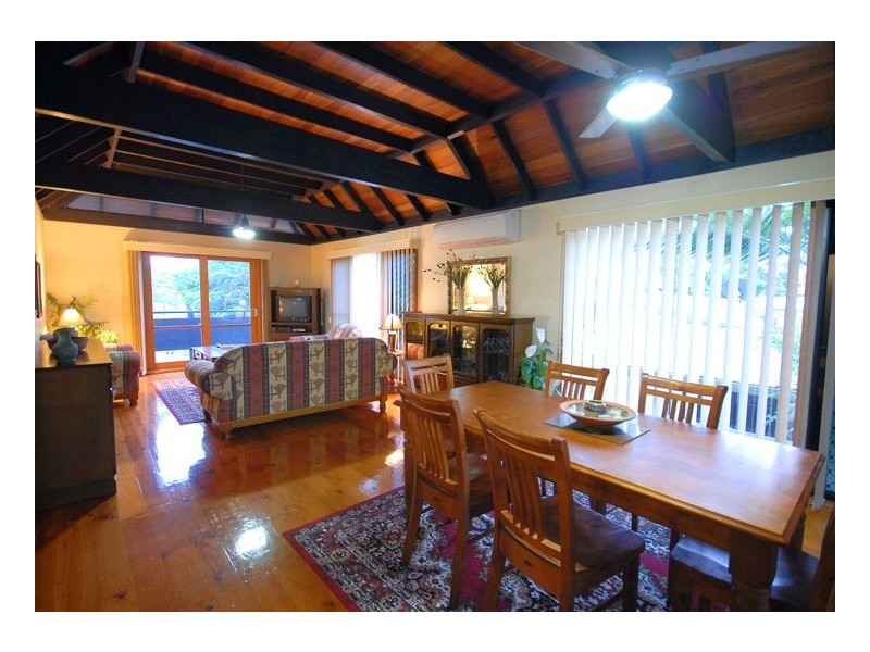 18 Ries Road, Toogoom QLD 4655