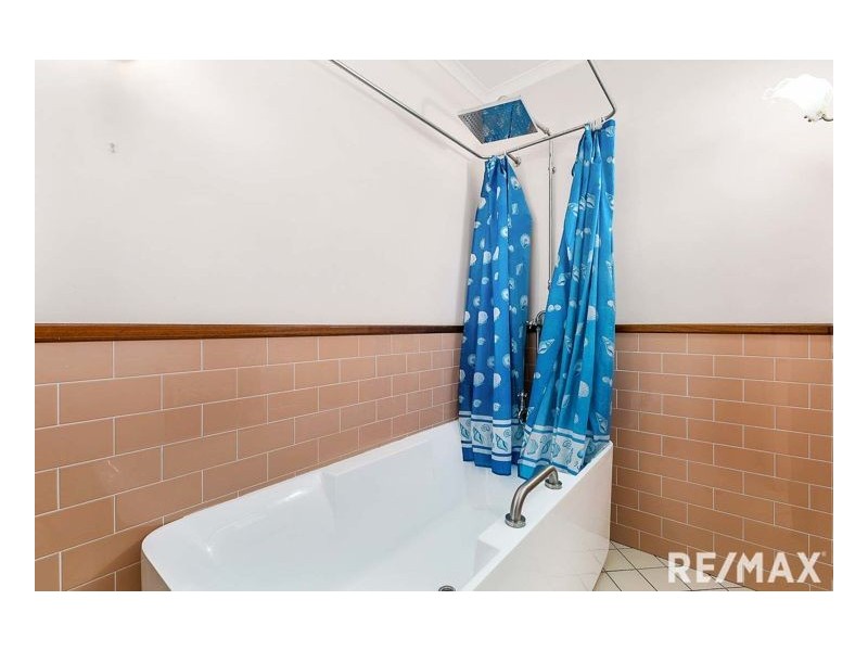 10 Annette Street, Dundowran Beach QLD 4655