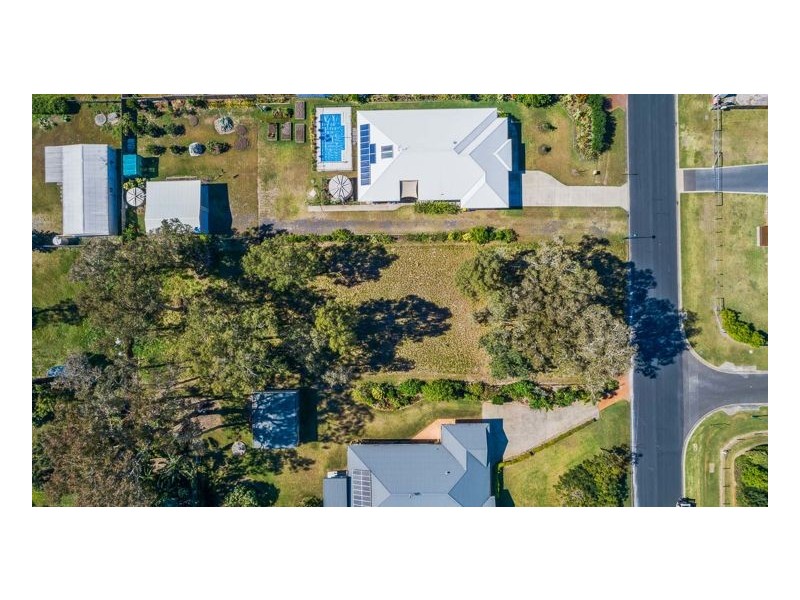 92 Sempfs Road, Dundowran Beach QLD 4655