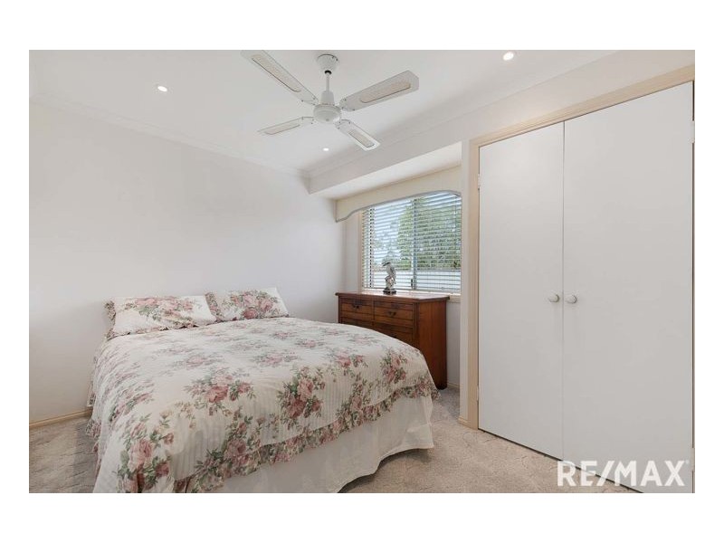 1 Kentia Court, Kawungan QLD 4655