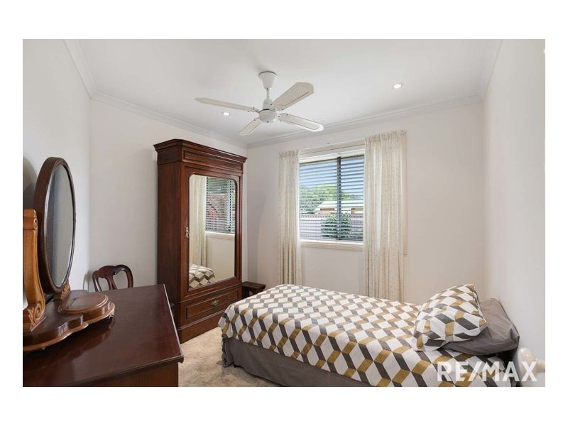 1 Kentia Court, Kawungan QLD 4655