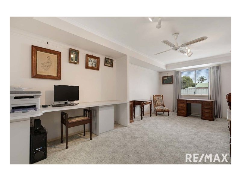 1 Kentia Court, Kawungan QLD 4655
