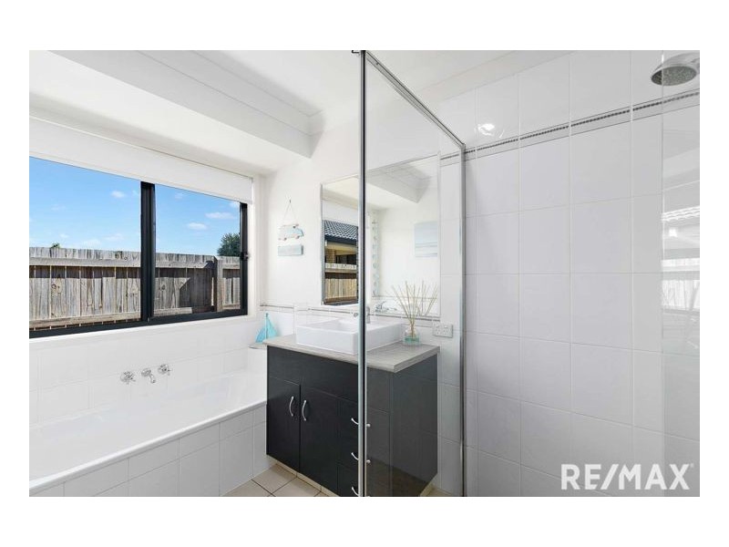 8 Wongala Way, Eli Waters QLD 4655