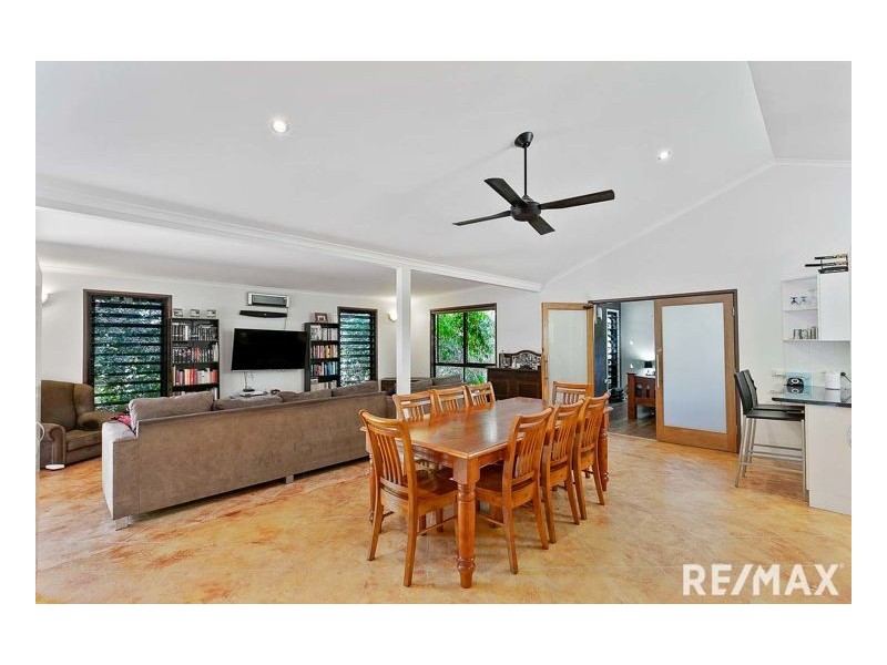 10 Paroo Court, Dundowran Beach QLD 4655