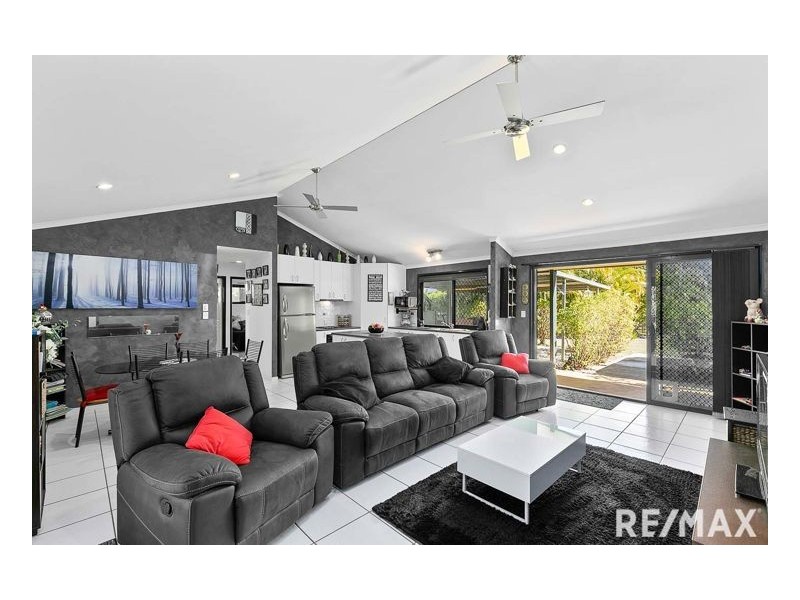 10 Paroo Court, Dundowran Beach QLD 4655