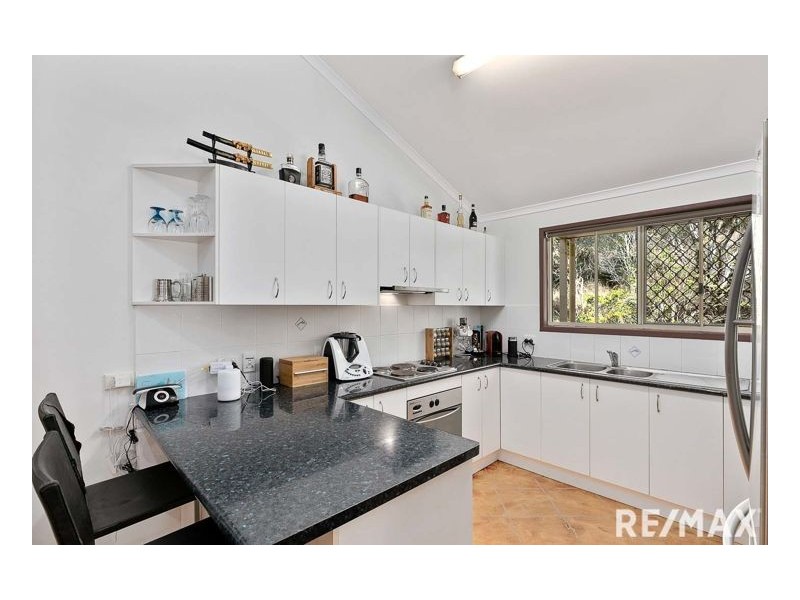 10 Paroo Court, Dundowran Beach QLD 4655