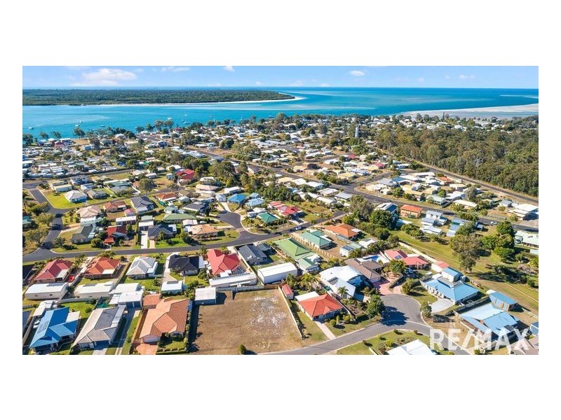 47 Lucas Drive, Burrum Heads QLD 4659