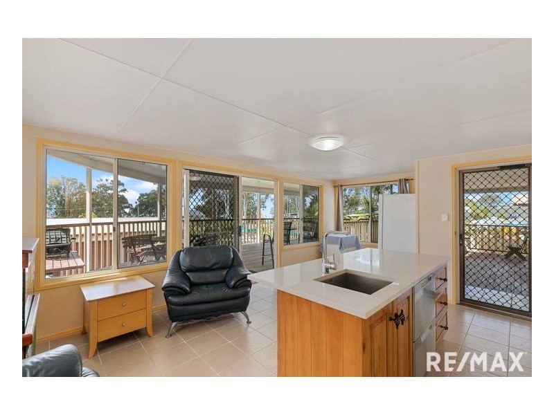 16 Island Outlook, River Heads QLD 4655