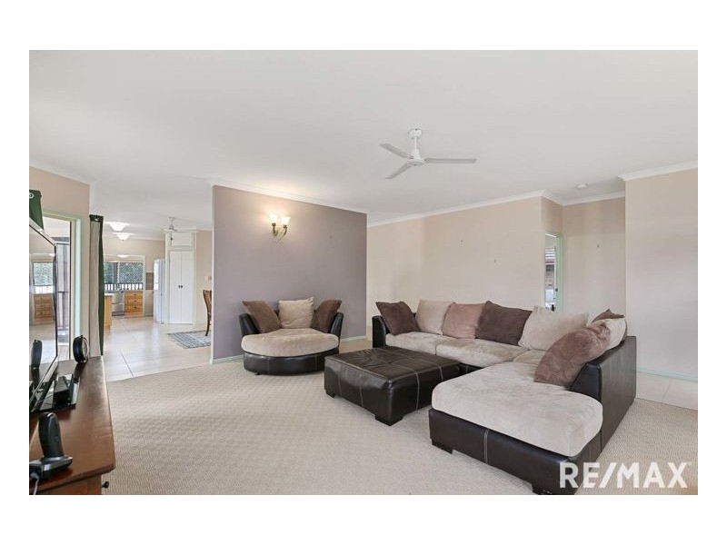 16 Island Outlook, River Heads QLD 4655