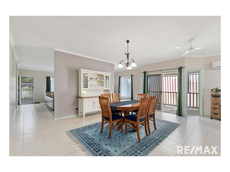 16 Island Outlook, River Heads QLD 4655