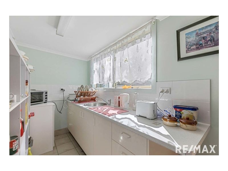 12 Gladstone Street, Torbanlea QLD 4662