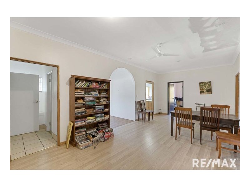 12 Gladstone Street, Torbanlea QLD 4662