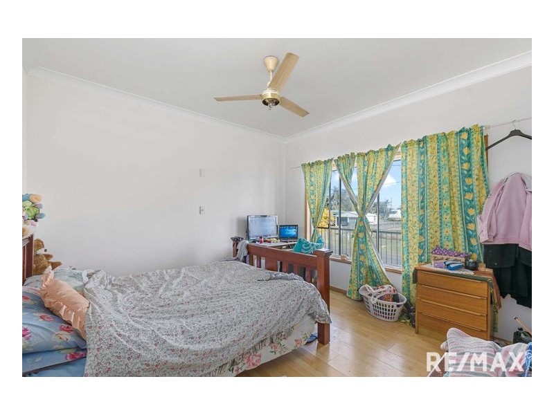 12 Gladstone Street, Torbanlea QLD 4662