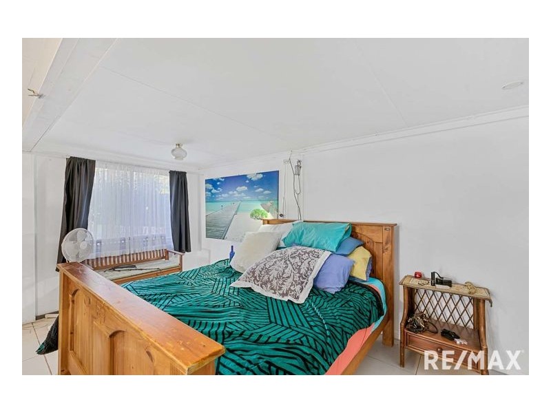 12 Gladstone Street, Torbanlea QLD 4662