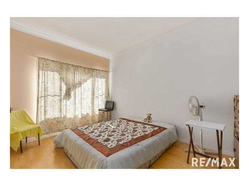 12 Gladstone Street, Torbanlea QLD 4662