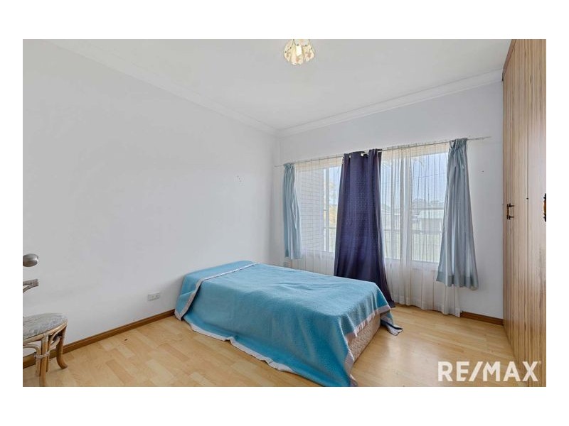 12 Gladstone Street, Torbanlea QLD 4662