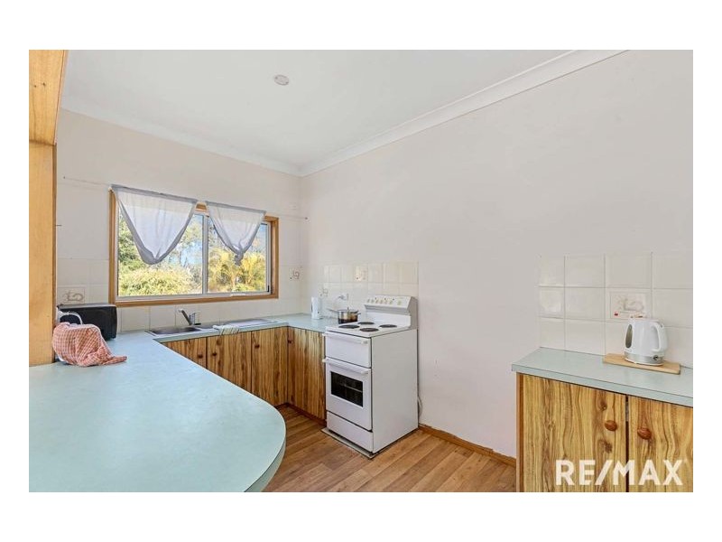 12 Gladstone Street, Torbanlea QLD 4662