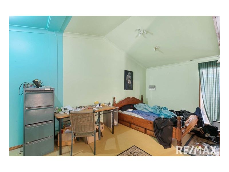 12 Gladstone Street, Torbanlea QLD 4662