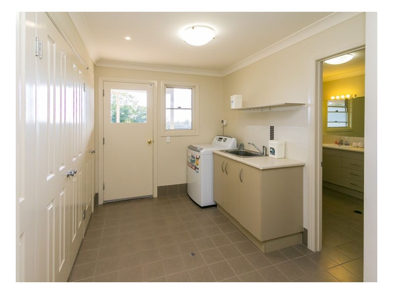 3 Benjamin Place, Dundowran QLD 4655