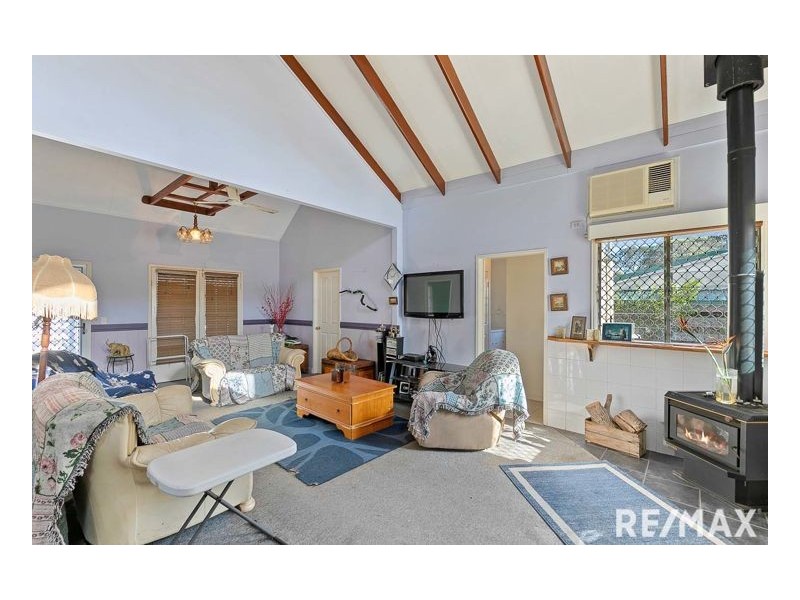 67 Thomas Street, Howard QLD 4659
