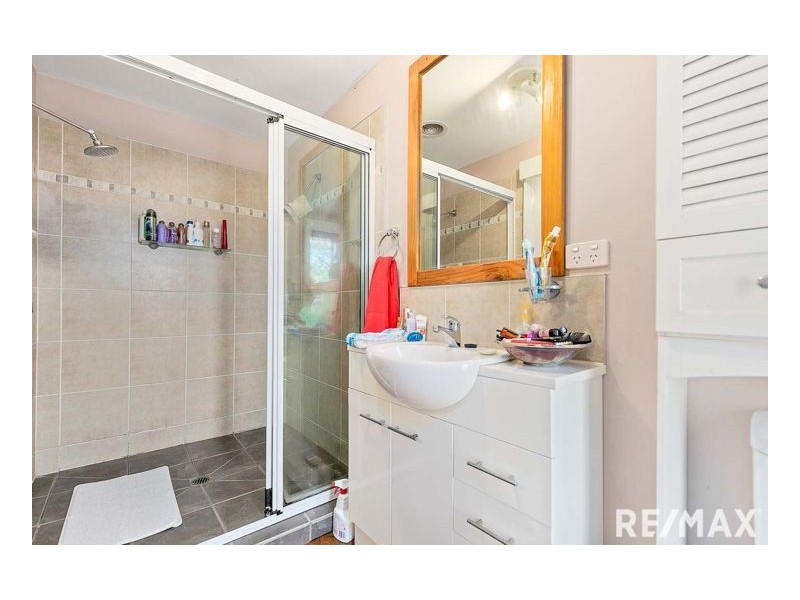 67 Thomas Street, Howard QLD 4659