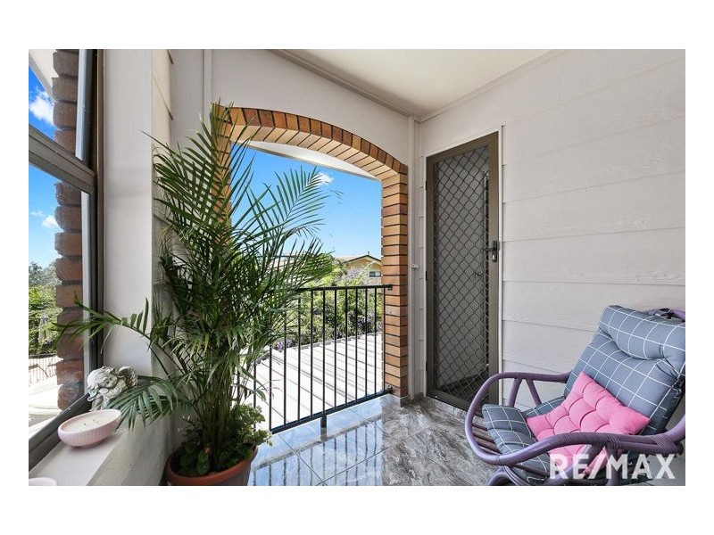 12 Flinders Street, Point Vernon QLD 4655