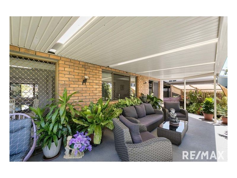 12 Flinders Street, Point Vernon QLD 4655